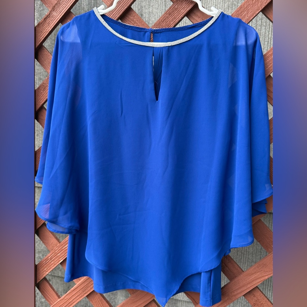 Chaus New York Beaded Neckline Blouse – Size S (NWT)